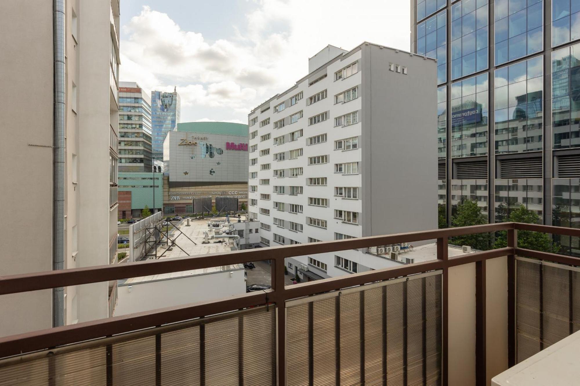 City Center Chmielna 100 Varşova Dış mekan fotoğraf